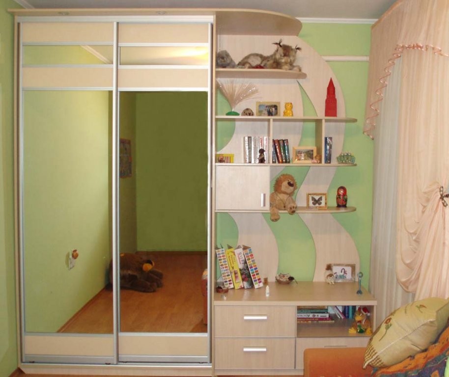 Детский шкаф